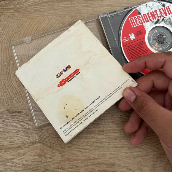 Resident Evil 1 Virgin Interactive Windows 95 PC Game CIB - Picture 5 of 8